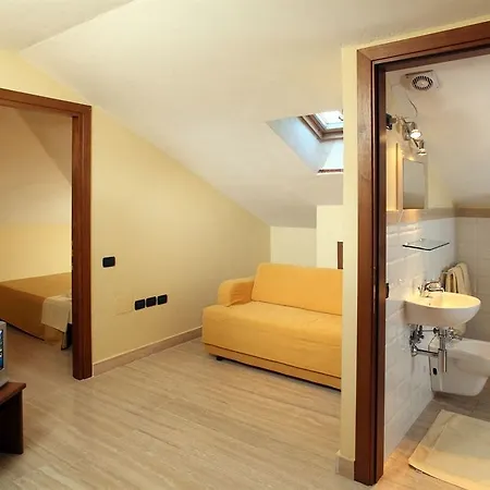 Holiday home Poggio Chiaro Pescia Romana